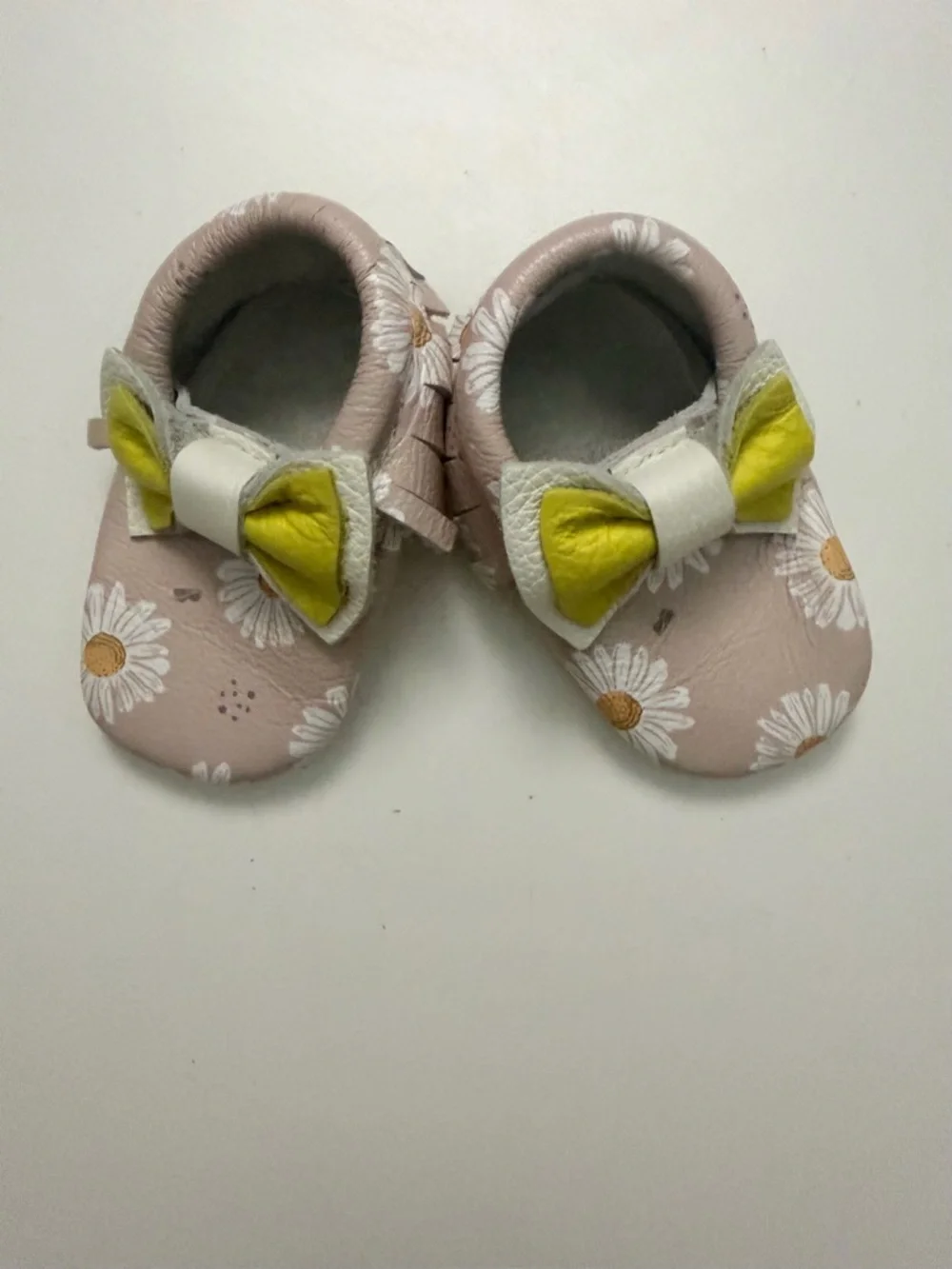 Bare Soles Moccasins Leather Soft Bow Flowers Daisy Pink Mustard Yellow Size 2